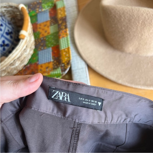 Zara Rich Chocolate Brown High-Rise Cargo Pants | Pockets | 6 | Satin - Picture 9 of 13